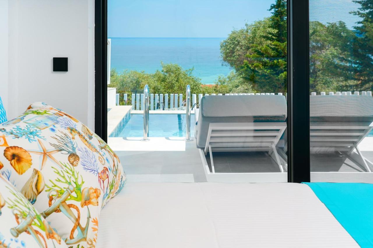 Mythodea Prive Luxury Suites Chrisi Ammoudia Eksteriør billede