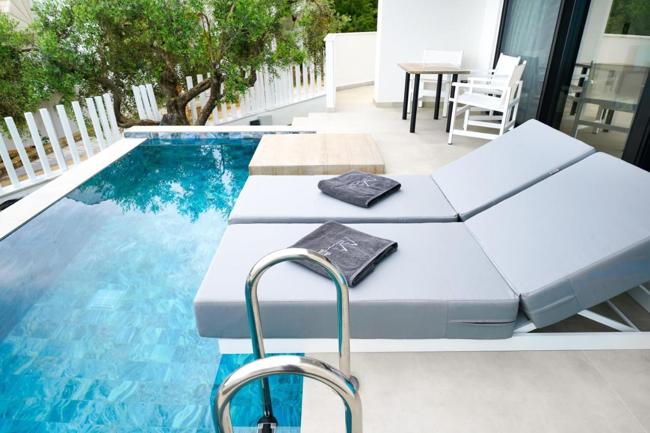 Mythodea Prive Luxury Suites Chrisi Ammoudia Eksteriør billede