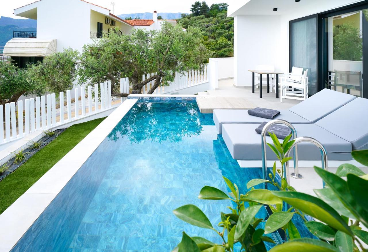 Mythodea Prive Luxury Suites Chrisi Ammoudia Eksteriør billede