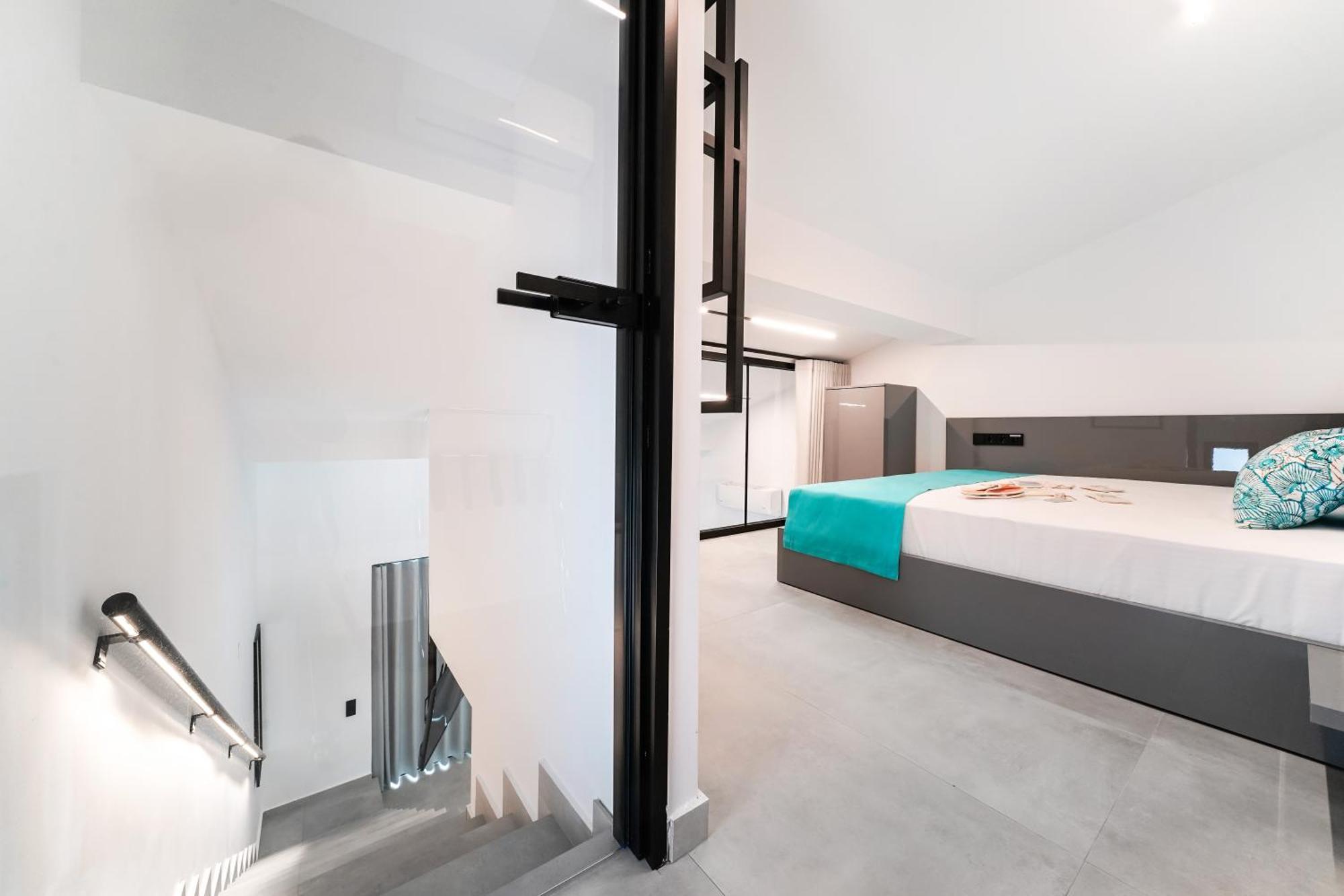 Mythodea Prive Luxury Suites Chrisi Ammoudia Eksteriør billede
