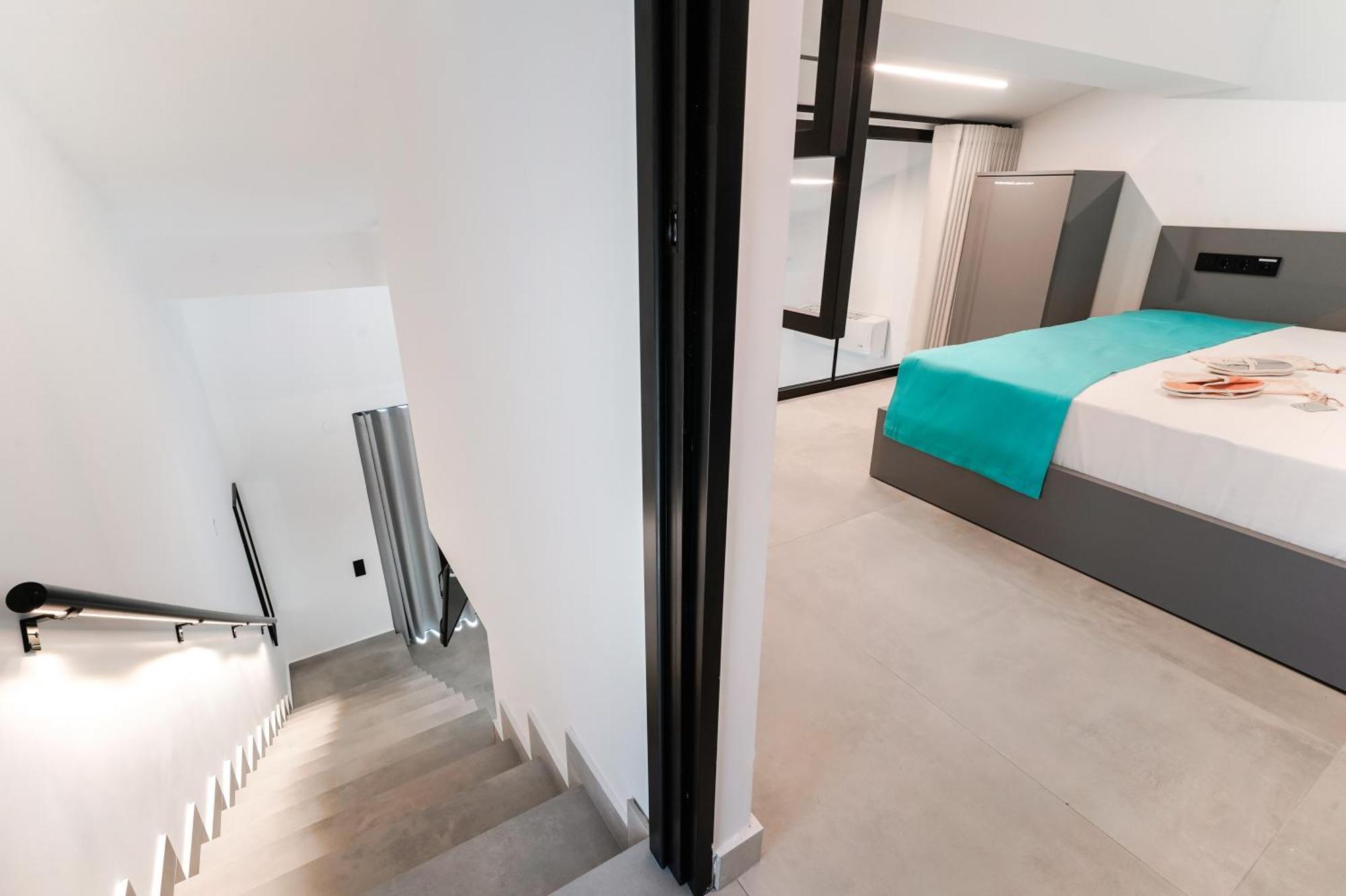 Mythodea Prive Luxury Suites Chrisi Ammoudia Eksteriør billede